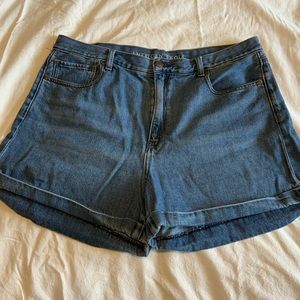 AE Denim Mom Shorts